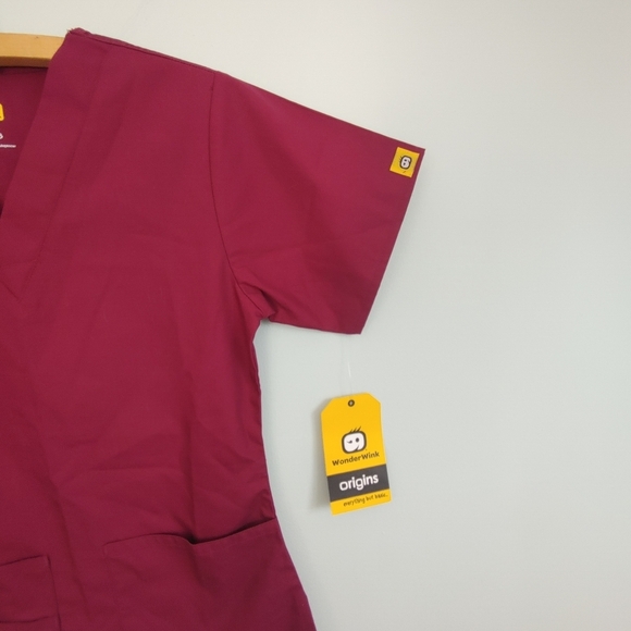 Wonder Wink | scrub top - Picture 3 of 7